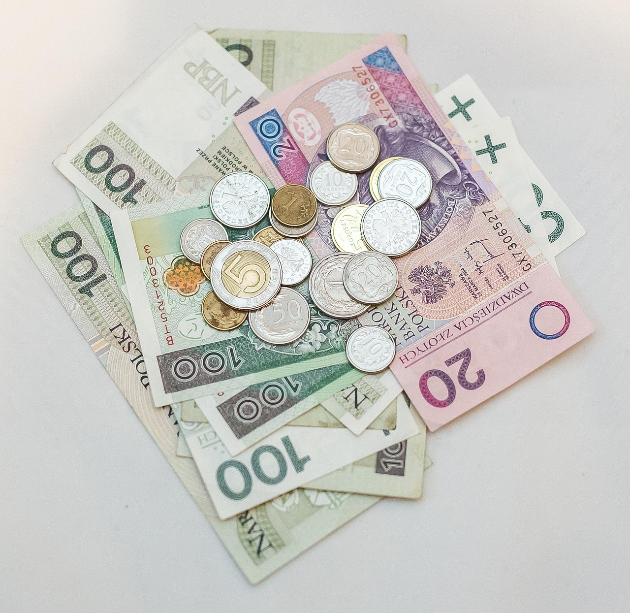 cat costa un certificat fiscal pentru cadastru