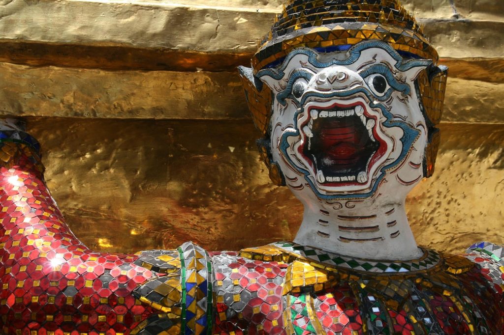 cat costa albirea dintilor